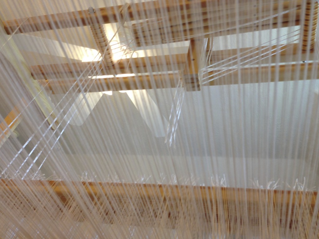Sitting under the warp