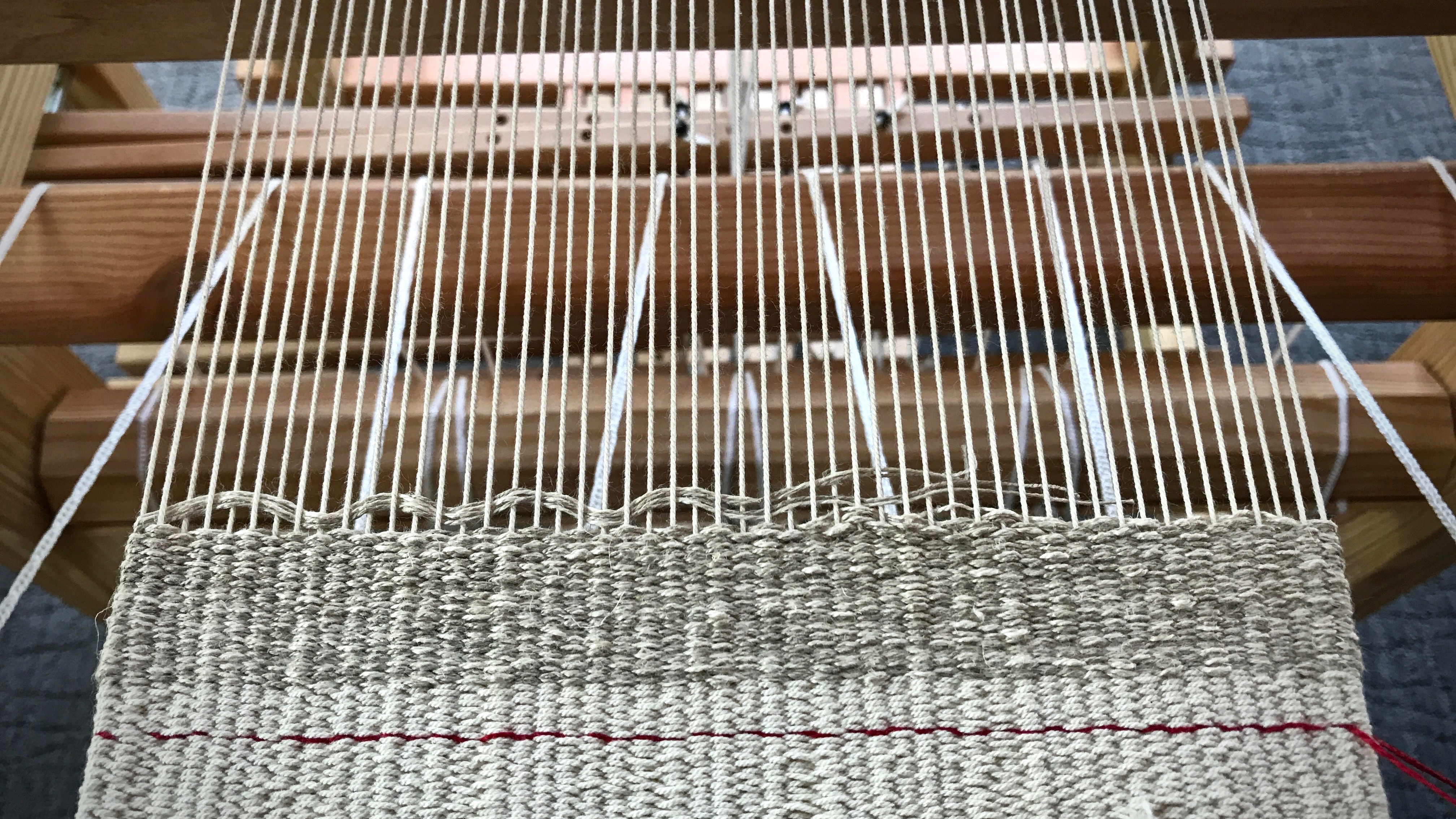 Bubbling the Weft