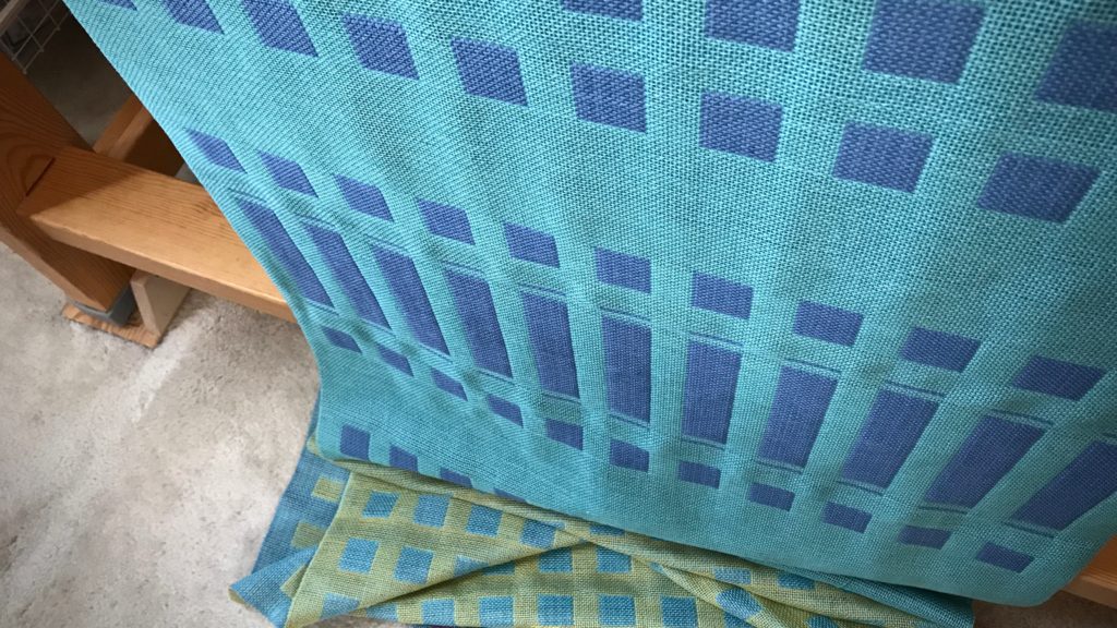 Double weave baby blankets. Cutting off!